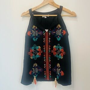 NWT THML Embroidered Sleeveless Top black flowers tassels size small